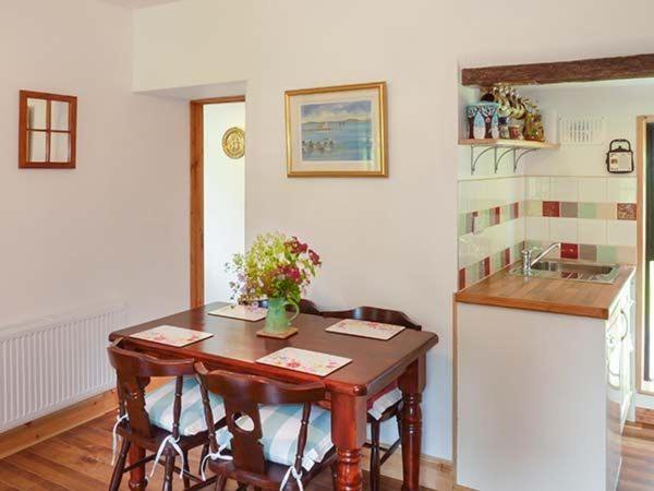Hawthorn Farm Cottage Curry Exterior photo